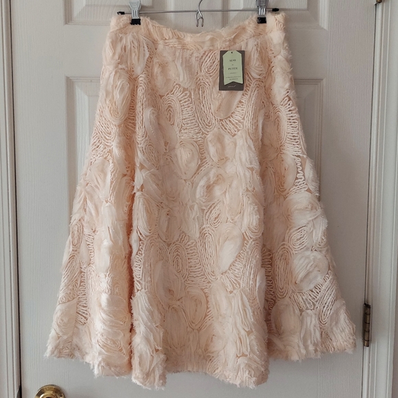 Anthropologie Dresses & Skirts - NWT HD In Paris Anthropologie Creme Tufted Blossom Midi Skirt Size 12